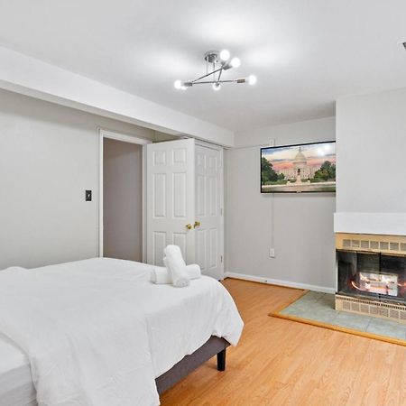 Hotel Modern Luxury Dc Free Parking Arlington Esterno foto